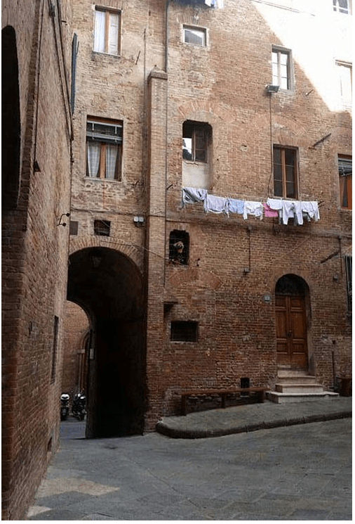 Siena, Nicoló, Duccio e il senso delle cose: Il Castellare, l’addio a Giovanni degli&nbsp;Ugurgieri