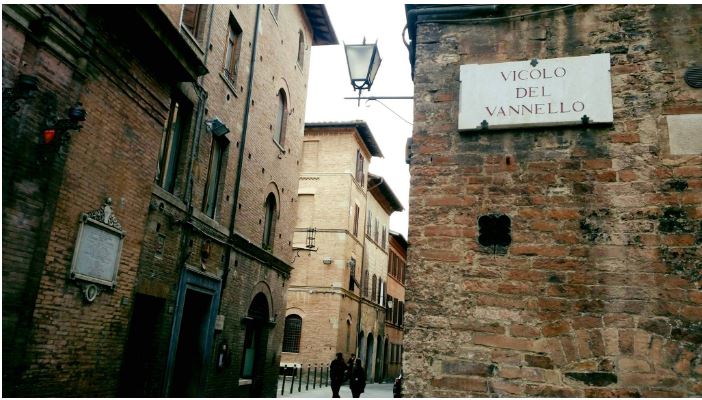 Angoli pittoreschi di Siena: Vicolo del&nbsp;Vannello
