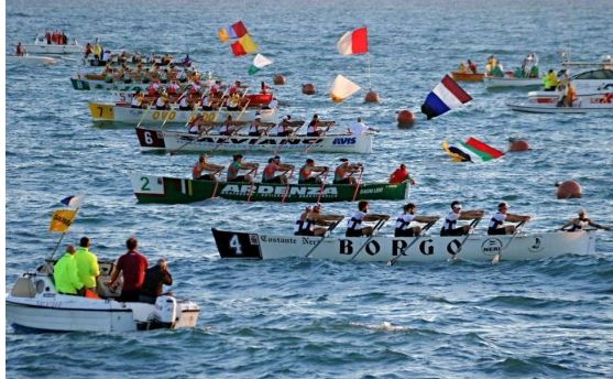 Toscana: Livorno in bianco e alla Terrazza c’è il villaggio del&nbsp;Palio