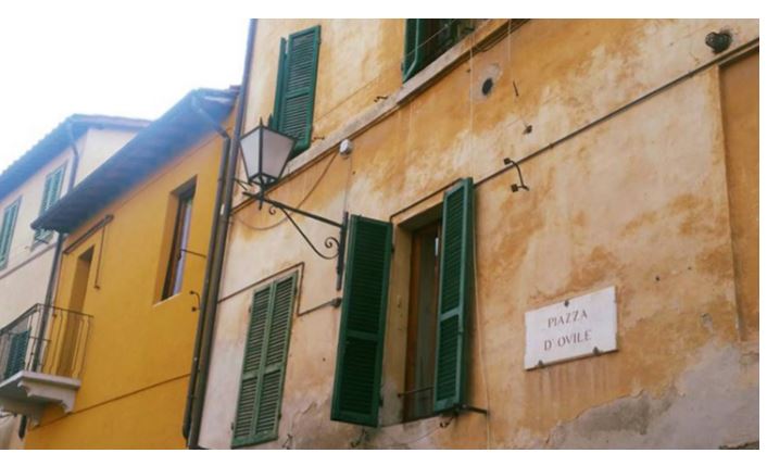 Angoli pittoreschi di Siena: Piazzetta&nbsp;d’Ovile