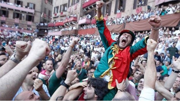 Palio di Asti, parla Andrea Mari detto “Brio”: “Col Drago la mia vittoria più bella, un&nbsp;trionfo!!”