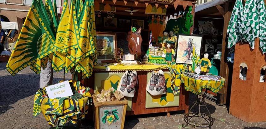 Palio di Asti, Rione San Lazzaro: La Bancarella al mercatino è&nbsp;aperta