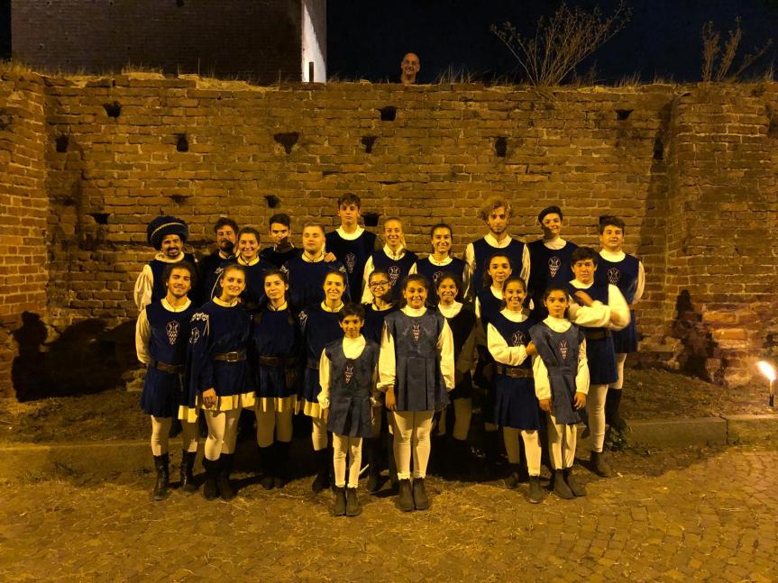 Palio di Asti, Tanaro-Trincere-Torrazzo: Il Gruppo sbandieratori e musici ospite a&nbsp;Carignano