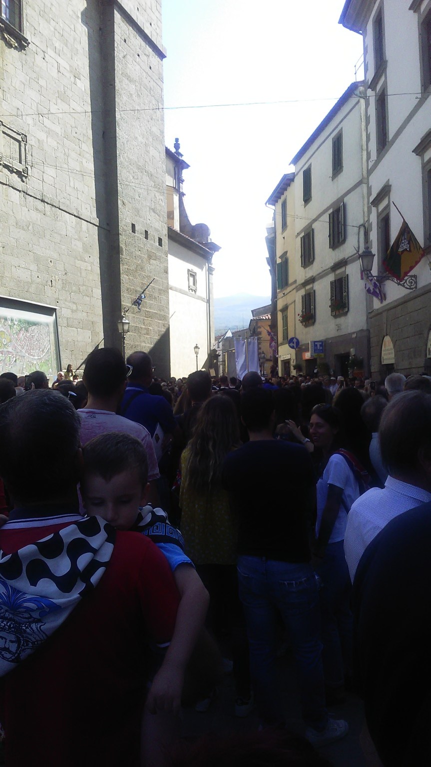 Palio di Castel del Piano: In corso di svolgimento la Sfilata delle&nbsp;Contrade