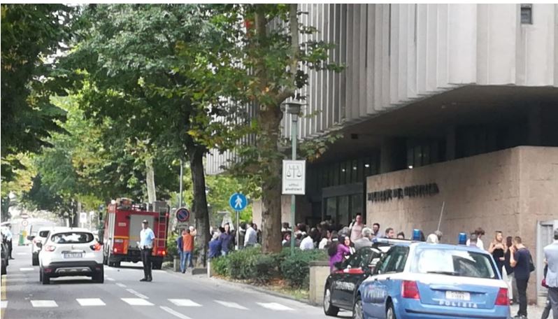 Siena: Scatta l’allarme antincendio del palazzo di giustizia, evacuato&nbsp;l’edificio