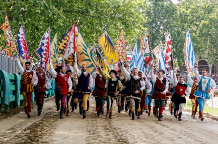Palio di Ferrara: Definito ordine esibizione specialità gare degli antichi giochi delle bandiere&nbsp;Estensi