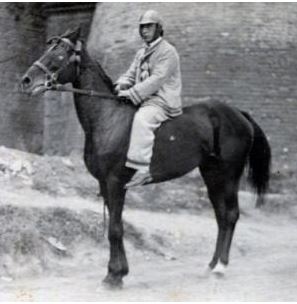 Palio di Siena: Il fantino Umberto Baldini detto “Bovino”