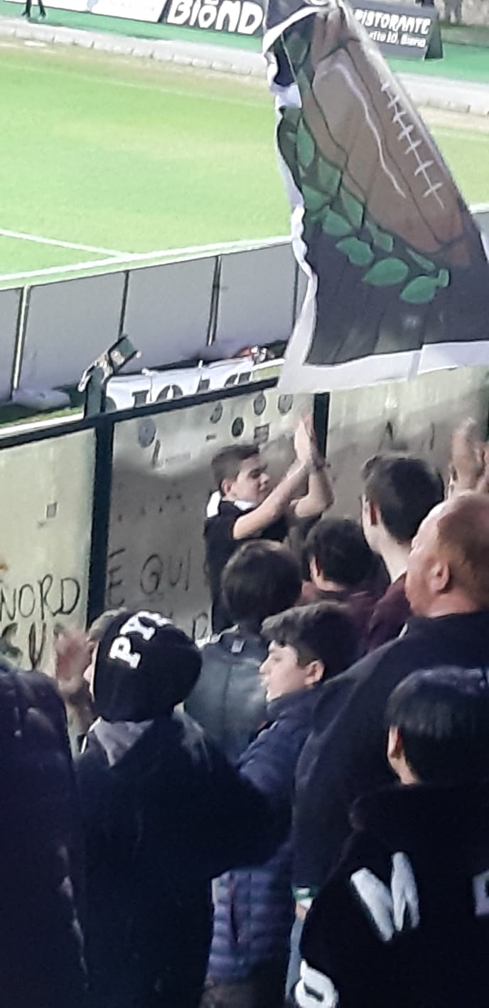 Siena, Robur Siena. Alcuni video dei Figli di Siena e Boys durante Robur Siena – Gozzano di Oggi&nbsp;02/03