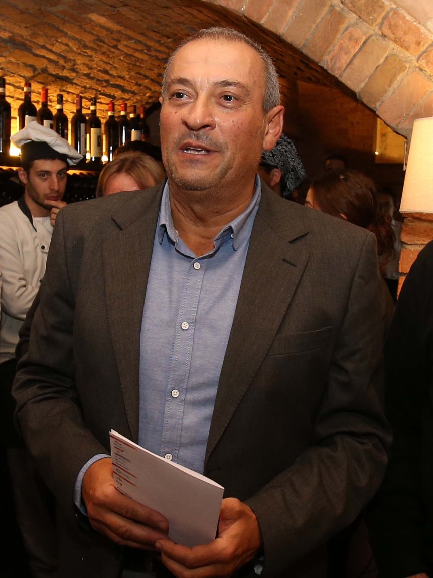 Provincia di Siena, San Gimignano, Confesercenti dà il via il confronto con i candidati: ”Andare oltre il muro contro muro della Sovrintendenza”