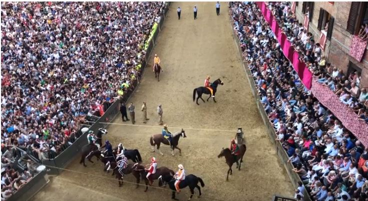 Siena, Risoluzione accordo diretta tv Palio, il Comune: “Dalla Rai commenti intollerabili e dannosi per&nbsp;Siena”