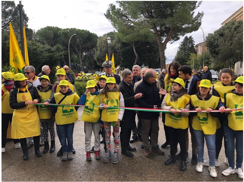 Siena, Coronavirus: Chiuso il mercato di Campagna Amica in Piazza&nbsp;Amendola