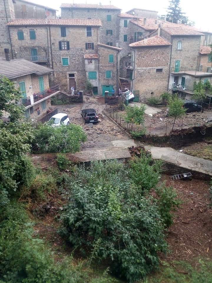 Toscana, Maltempo, sopralluogo dei tecnici del Genio civile ad Abbadia San Salvatore: Prima verifica dei danni