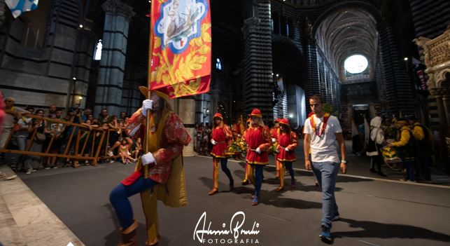 Palio di Siena, Covid, Palio dell’Assunta: La cerimonia del Cero si farà in forma&nbsp;ridotta