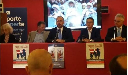 Palio di Asti: Oggi 23/08 Il Palio 2019 si è presentato a Torino. Un Palio “doppio” per celebrare i 1900 anni dal Martirio di San&nbsp;Secondo