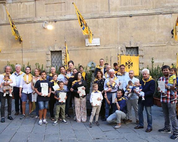 Siena, Contrada dell’Aquila: Foto Battesimo contradaiolo del&nbsp;07/09