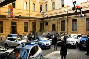 Italia: Oggi 23/10 Presi i due presunti responsabili dell’omicidio di Luca Sacchi commesso la sera del 23/10 a&nbsp;Roma