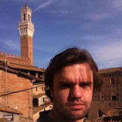 Siena: Alarico Rossi dello staff della Nazionale di calcio dell’Albania ha evitato il terremoto per un&nbsp;soffio