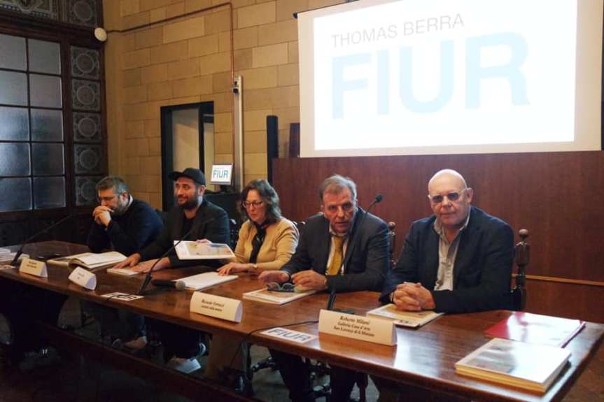 Siena: Presentata alla stampa la mostra “Fiur” di Thomas&nbsp;Berra