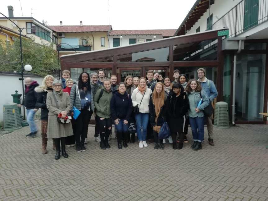 Palio di Legnano, Contrada San Domenico: Resoconto visita al museo di una delegazione di studenti Americani di ieri 14/11
