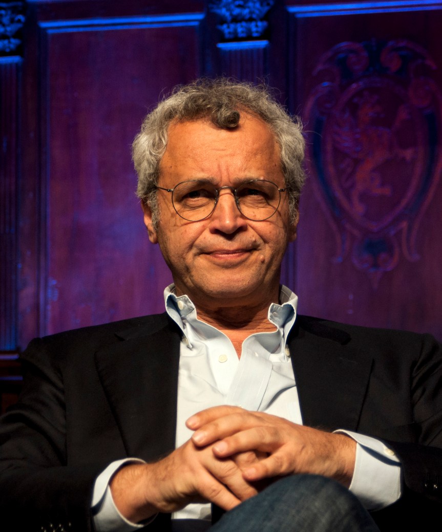 Siena, Professore elogia Hitler, bufera all’università di Siena. L’attacco di Mentana: “No ai razzisti in&nbsp;cattedra”