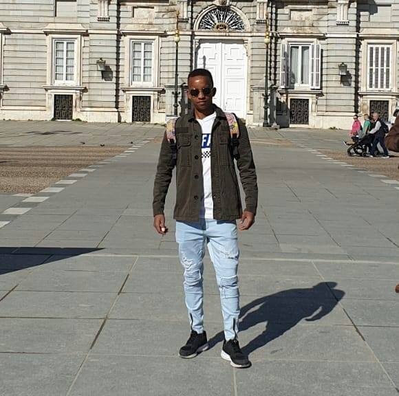 Siena: Le storie di Natale – Iddi, dalla Tanzania a Siena per una nuova&nbsp;vita