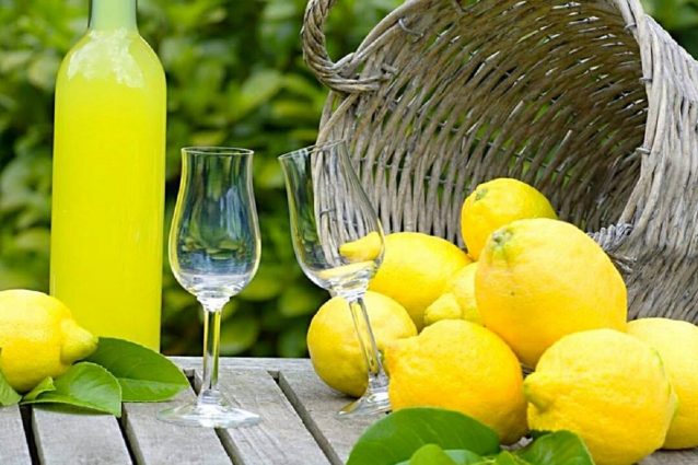 Italia: Limoncello, il digestivo ideale per questo&nbsp;Natale