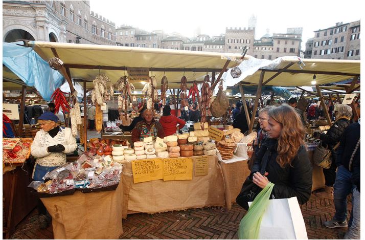 Siena: Tutti pazzi per Il Mercato nel&nbsp;Campo