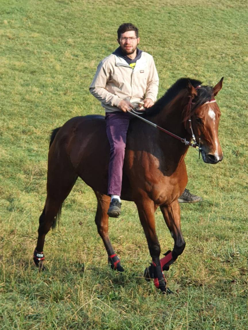 Palio di Asti: Il fantino Paolo Lo Manto e fidanzata hanno aperto l’Azienda Agricola ” La Rugantessa”