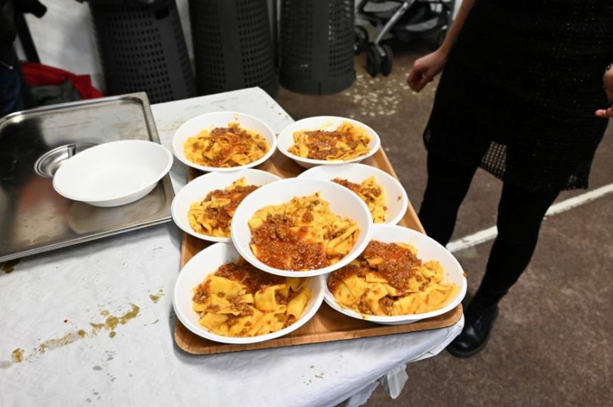 Toscana: Meno cene e caffè, in Toscana si tira la&nbsp;cinghia