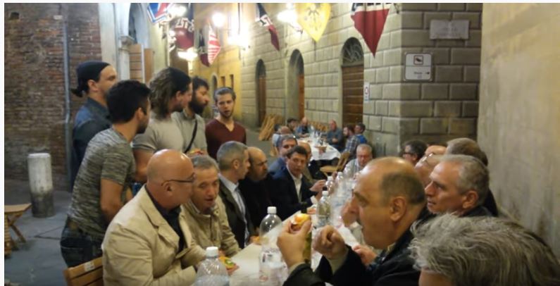 Palio di Siena:  Bellissimi Canti Civettini in&nbsp;Contrada
