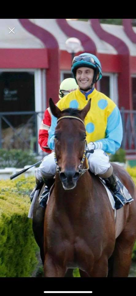 Plii e Corse: Oggi 07/02 il fantino Cristiano di Stasio compie 32&nbsp;anni