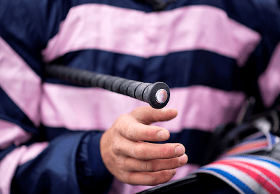 Ippica: Svolta storica nel mondo delle corse. Riviste le regole sull’uso della frusta, al centro c’è il benessere del&nbsp;cavallo