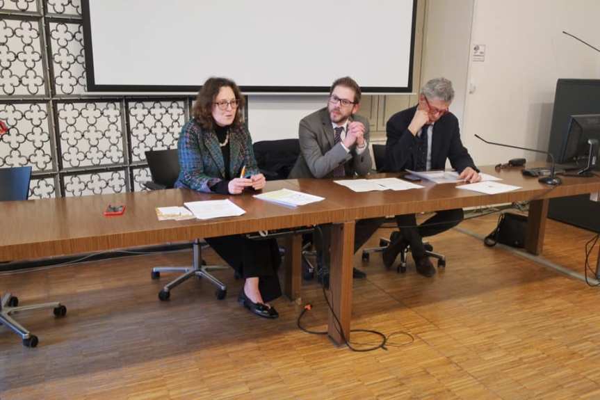 Siena: Presentato il ciclo di incontri tematici “SienaSociale-Talk a Palazzo” e il progetto di recupero e redistribuzione delle eccedenze alimentari in favore delle persone&nbsp;indigenti