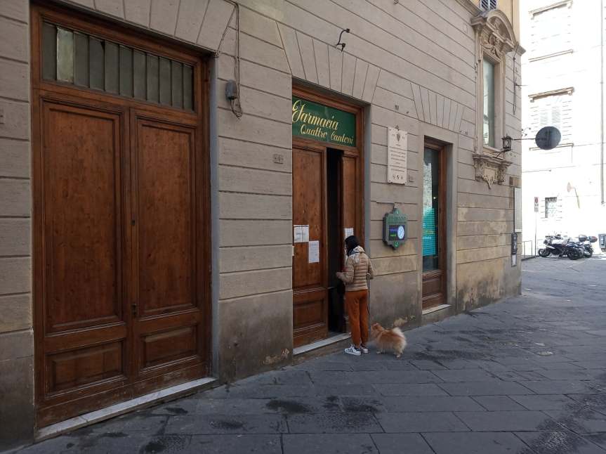 Siena: Fino al 17 maggio nelle farmacie e parafarmacie ingresso aperto al&nbsp;pubblico