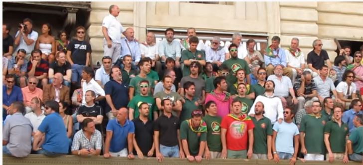 Palio di Siena: Contrada song at the&nbsp;Palio
