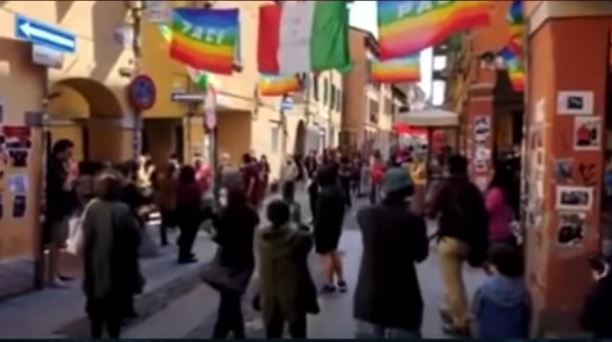 Italia, Giorgia Meloni: Ma la quarantena vale solo per alcuni&nbsp;italiani?