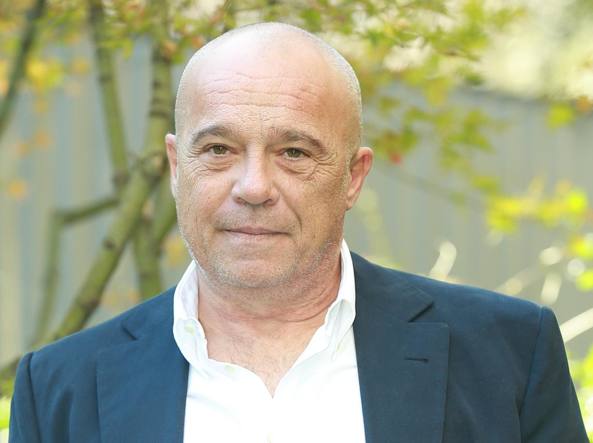 Italia, Coronavirus, lo sfogo di Claudio Amendola: “Mi sono rotto i c… di sentire che andrà tutto&nbsp;bene”