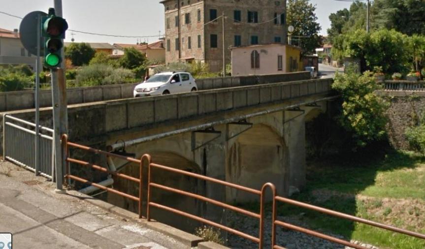 Toscana: Controlli sul ponte a Collodi, stop ai&nbsp;camion