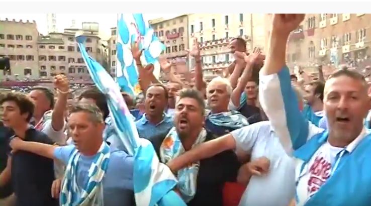 Palio di Siena: Clip Contrada Capitana dell’onda – Palio 16 agosto&nbsp;2017