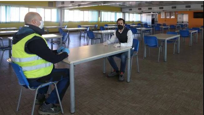 Siena, Coronavirus, viaggio nella Whirlpool di Siena: Anche a mensa tutti&nbsp;distanziati