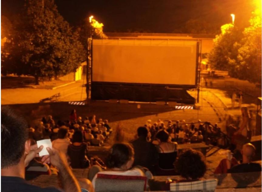 Toscana, Fase: I cinema estivi scaldano i motori. Maturità, tornano a riunirsi i&nbsp;prof