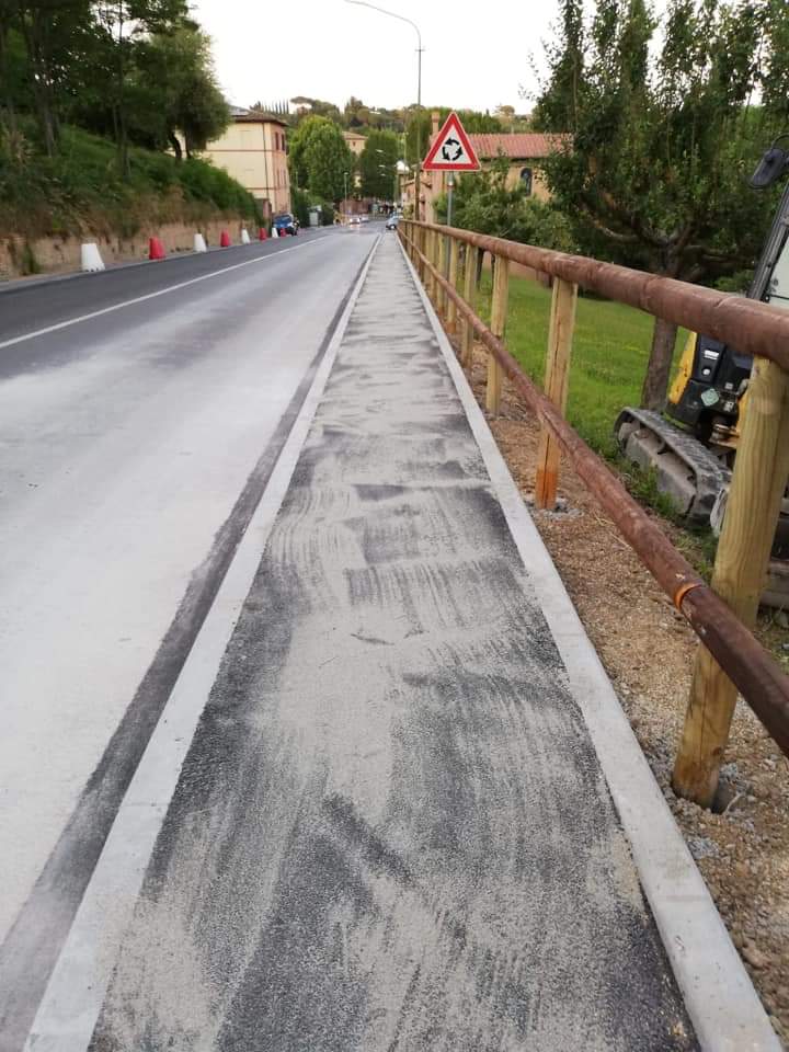 Siena: Oggi 26/06 terzo tratto del marciapiede di Via Aretina&nbsp;completato
