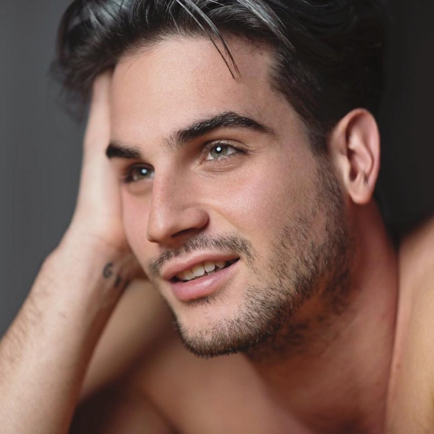 Provincia di Siena: Aggredito perchè gay, il racconto di Francesco a Siena&nbsp;Tv