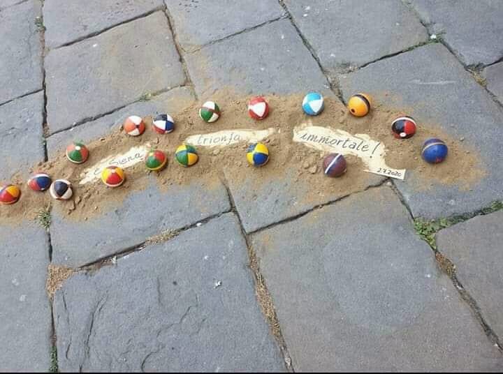 Palio di Siena, Covid, lo studio: All’aperto contagio quasi inesistente. Con i vaccini speranza per il&nbsp;Palio?