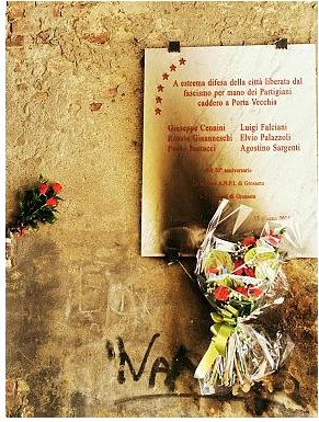 Toscana: Incendiata la stele che ricorda i&nbsp;partigiani