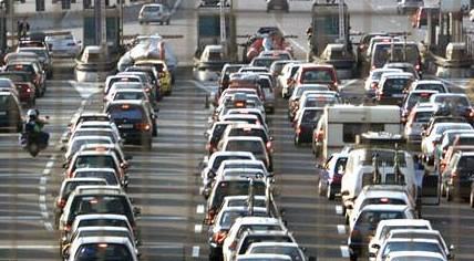 Italia: Ferragosto in coda, odissea in&nbsp;autostrada