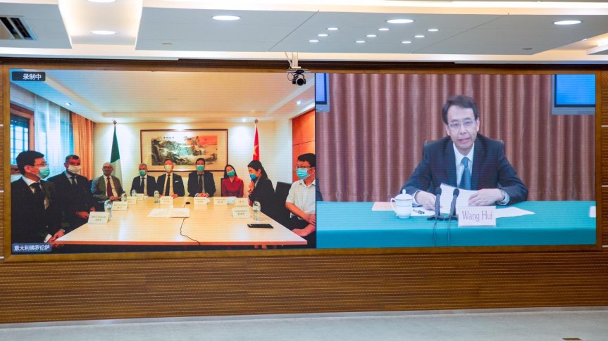 Siena: Siena e Nantong Wang Hui firmano l’accordo di&nbsp;gemellaggio