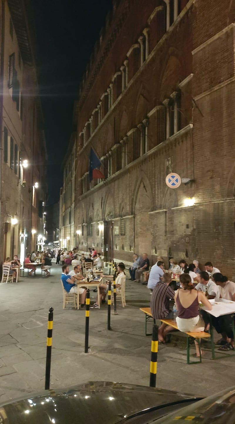 Siena, I ristoratori senesi “Rispetto” sulla crisi: “A settembre confronto pubblico, prima che sia troppo&nbsp;tardi”