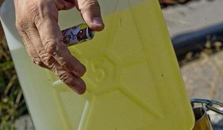 Toscana: Brucia un negozio a Livorno, due casi in poche&nbsp;ore