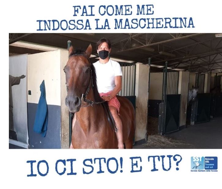 Siena: “Io ci sto. E tu?”, anche i fantini del Palio aderiscono alla campagna anti&nbsp;Covid
